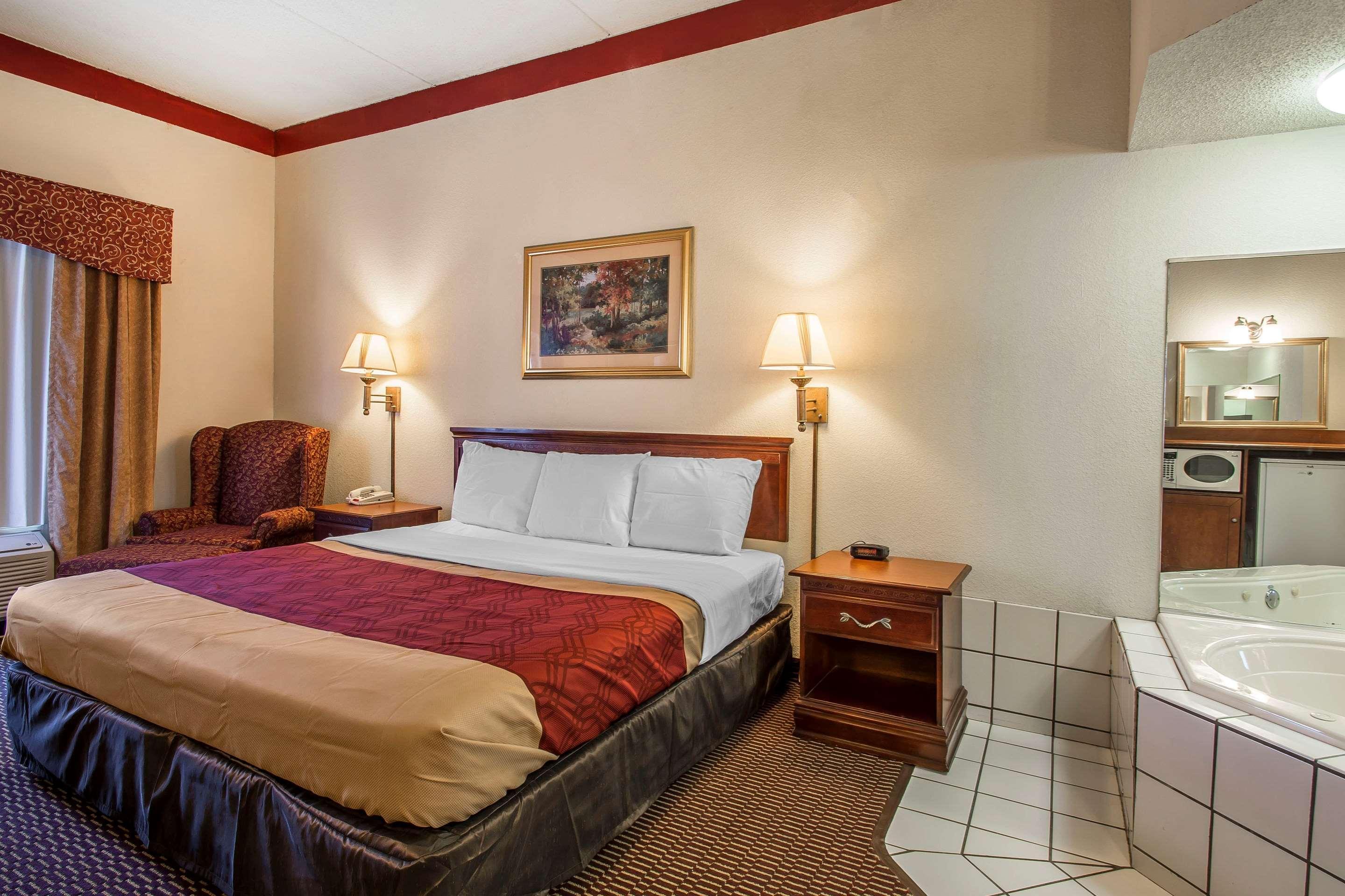 Econo Lodge Inn & Suites Marianna Luaran gambar